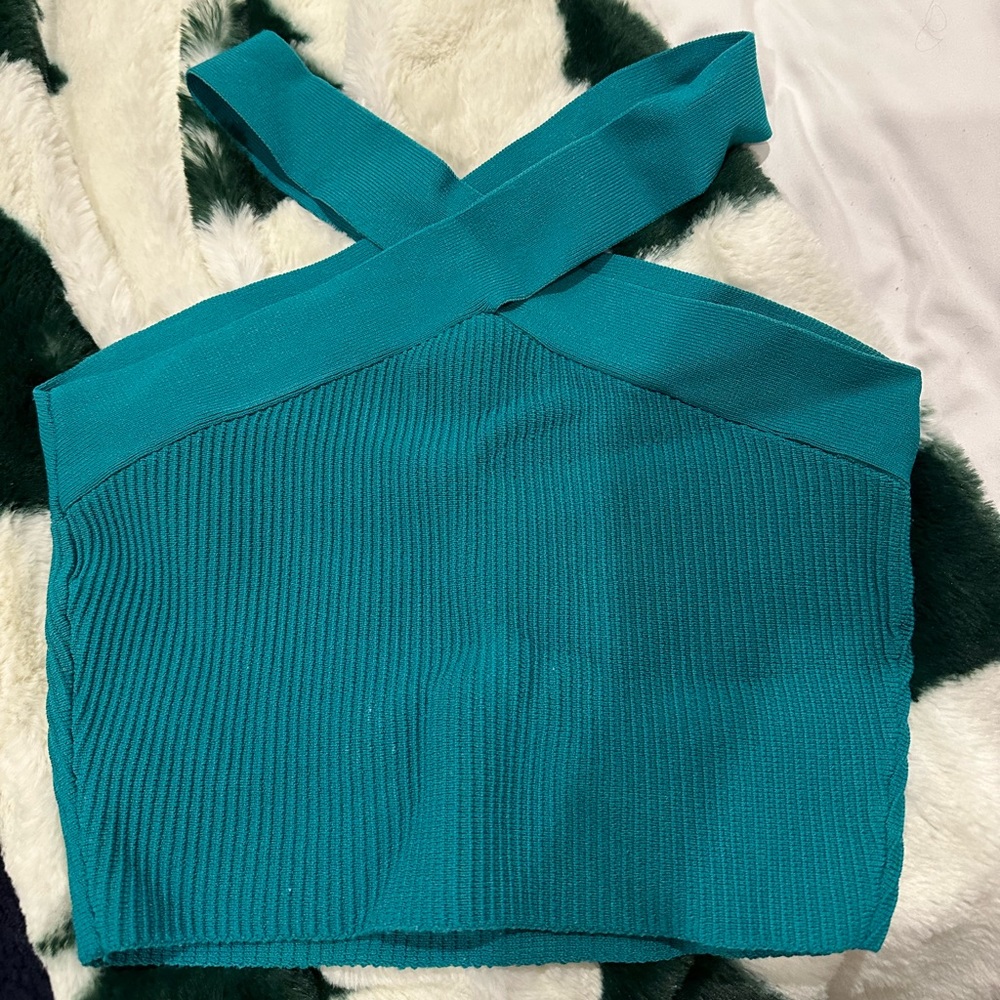 Aritzia Babaton cross neck top!